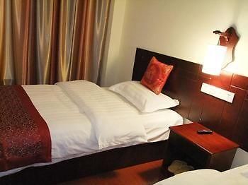 Liye Jingjiang Villa Hotel Лиджанг Екстериор снимка